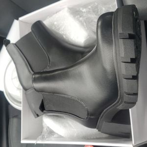 Thick Black Ankle moto boots